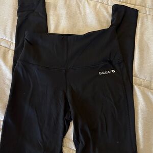 Baleaf women’s black Leggings